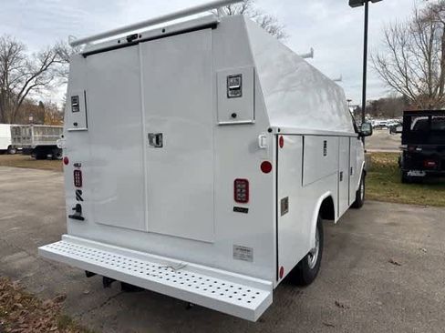 New 2025 Chevrolet Express 3500 w/ Power Convenience Package RWD image 2