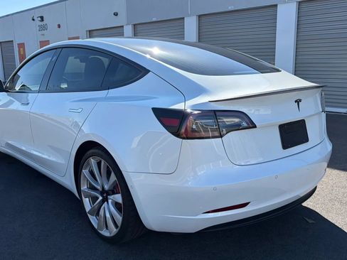 Used 2019 Tesla Model 3 Performance AWD/4WD image 3