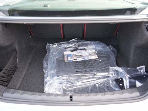 New 2026 BMW 330i Sedan w/ M Sport Package image 6