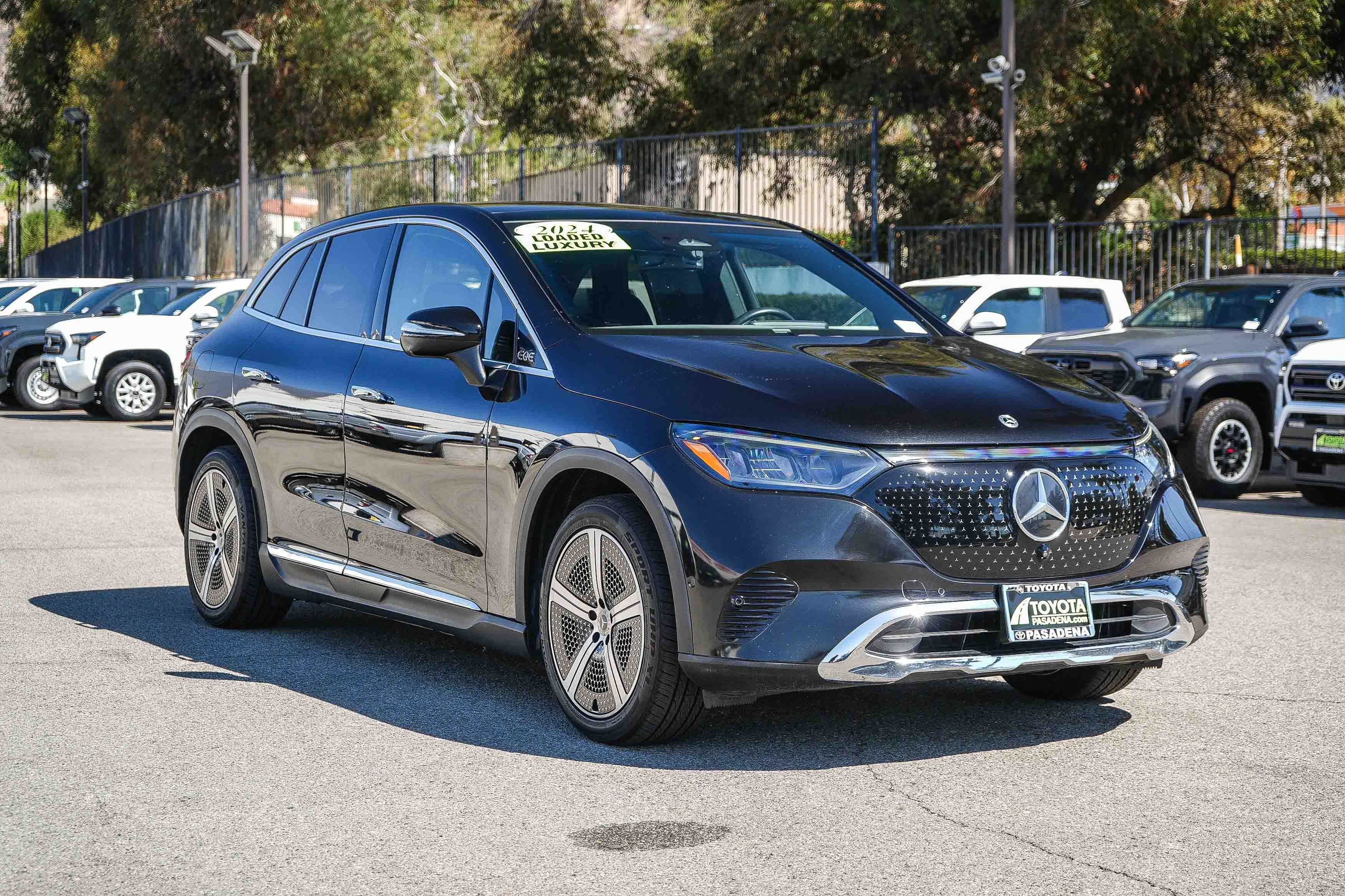 Used 2024 Mercedes-Benz EQE 350+ SUV image 3