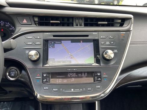 Used 2016 Toyota Avalon XLE Premium FWD image 21