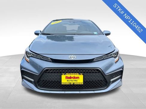 Used 2022 Toyota Corolla SE image 2