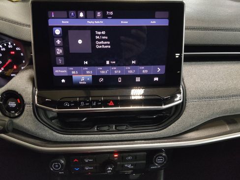 Used 2024 Jeep Compass Latitude w/ Altitude Special Edition image 25