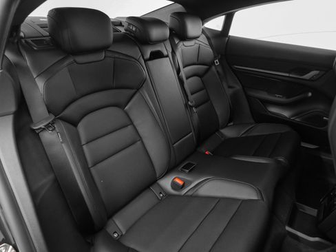 New 2025 Porsche Taycan image 26