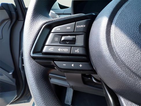 Used 2025 Subaru Crosstrek 2.0i Premium image 17