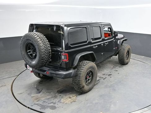 Used 2018 Jeep Wrangler Unlimited Rubicon AWD/4WD image 37