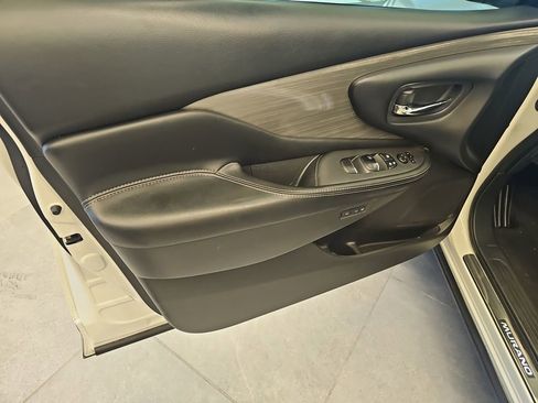 Used 2017 Nissan Murano SL image 12