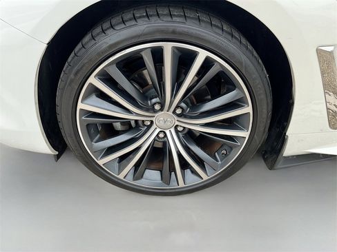 Used 2021 INFINITI Q60 3.0t Luxe w/ Essential Package image 32