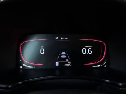 Used 2025 Kia Soul LX w/ LX Technology Package FWD image 35
