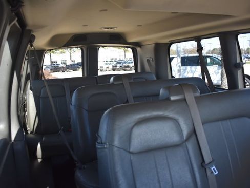 Used 2022 Chevrolet Express 2500 LS image 18