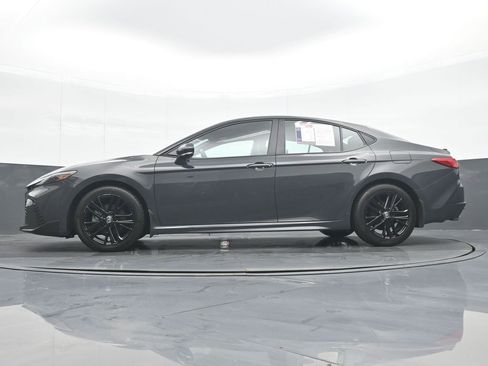 Used 2025 Toyota Camry XSE FWD image 27