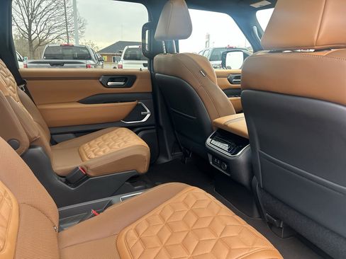 New 2026 Nissan Armada Platinum Reserve image 17