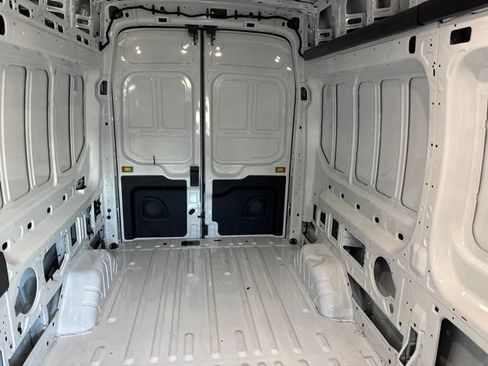 Used 2025 Ford Transit 250 148 High Roof RWD image 29
