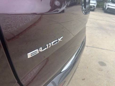 Used 2018 Buick Enclave Premium w/ Experience Buick Package image 28