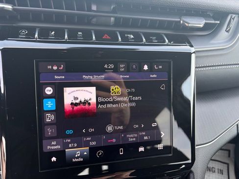 New 2025 Jeep Grand Cherokee L Laredo AWD/4WD image 15