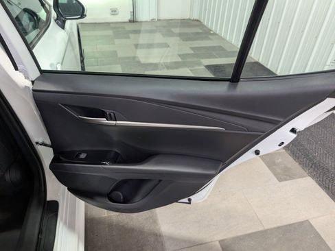 Used 2026 Toyota Camry SE image 24