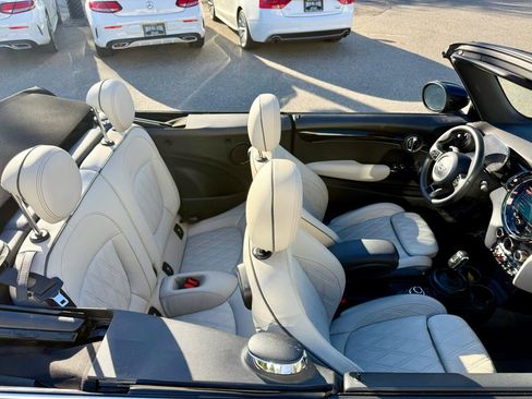 Used 2023 MINI Cooper S w/ Signature Upholstery Package FWD image 28