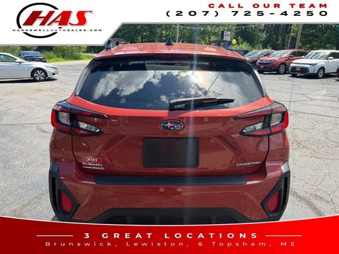 Used 2024 Subaru Crosstrek 2.0i Premium AWD/4WD image 5