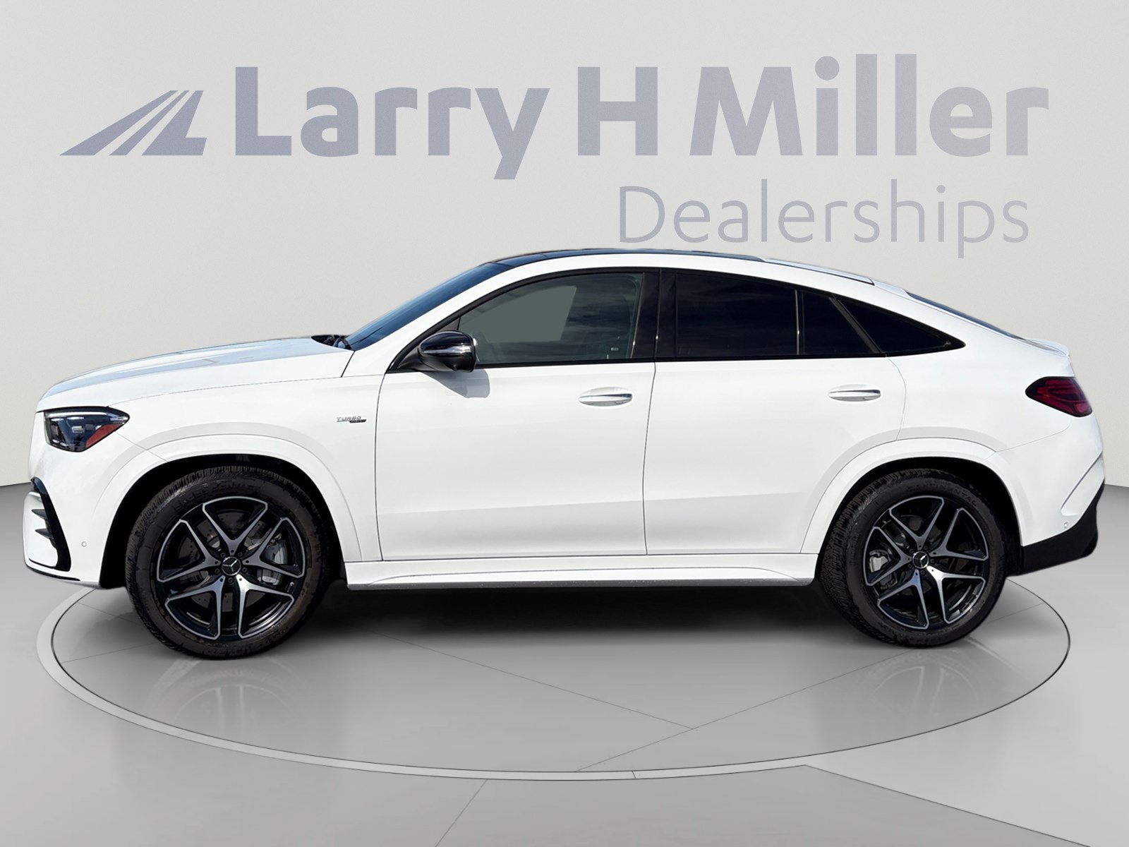 New 2026 Mercedes-Benz GLE 53 AMG 4MATIC Coupe image 2
