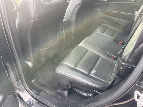 Used 2012 Jeep Grand Cherokee Laredo image 28