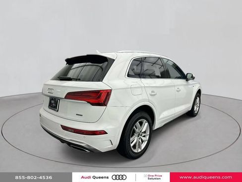 Certified 2023 Audi Q5 2.0T Premium w/ Convenience Package AWD/4WD image 4