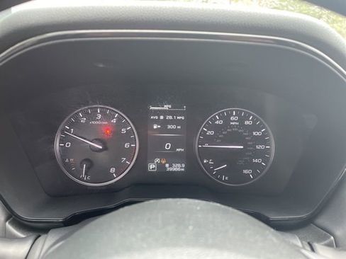 Used 2023 Subaru Outback Premium image 19