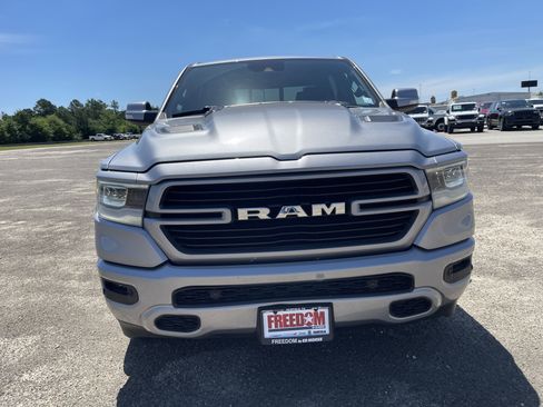 Used 2021 RAM 1500 Laramie w/ Sport Appearance Package AWD/4WD image 9