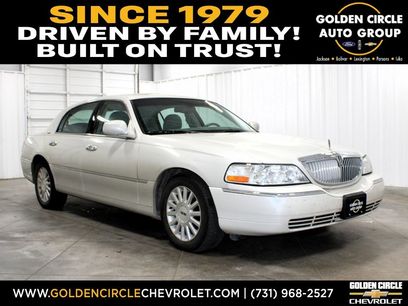 Used 2004 Lincoln Town Car Signature