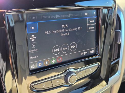 Used 2023 Chevrolet Traverse LS w/ Midnight/Sport Edition image 21