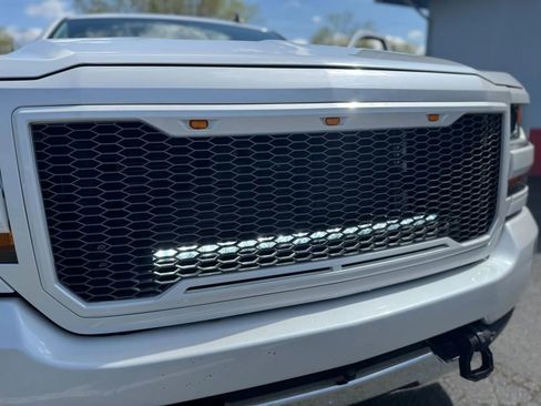 Used 2017 Chevrolet Silverado 1500 LT w/ All Star Edition AWD/4WD image 22