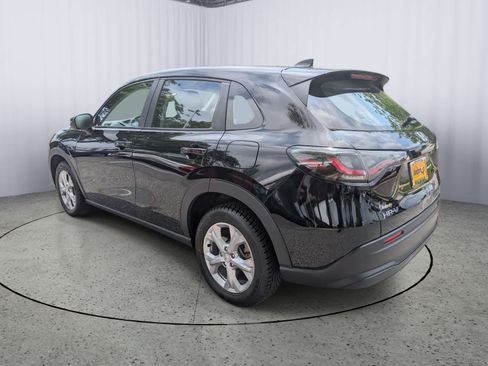 Certified 2024 Honda HR-V LX image 5