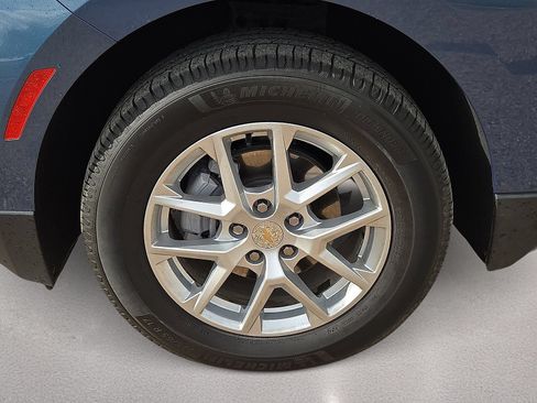 Used 2024 Chevrolet Equinox LT AWD/4WD image 10