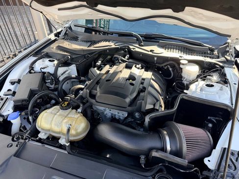 Used 2021 Ford Mustang Premium w/ Carbon Sport Interior Package RWD image 25