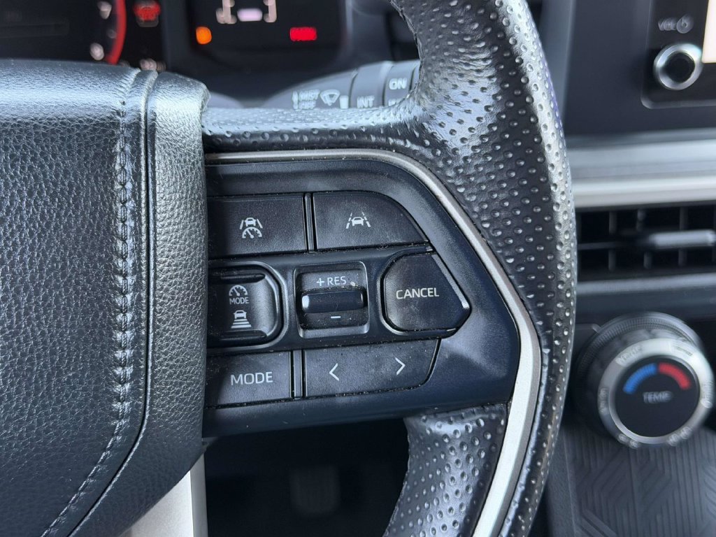 Certified 2025 Toyota 4Runner SR5 AWD/4WD image 11