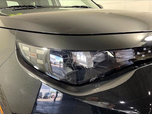 Used 2023 Kia Soul LX FWD image 30