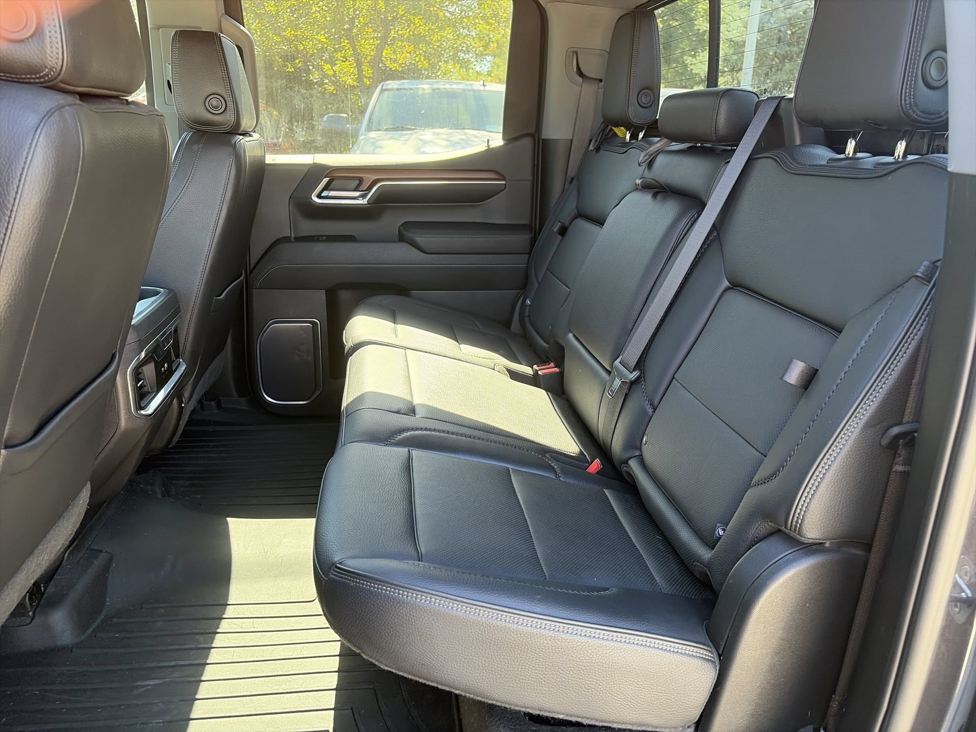 Used 2023 GMC Sierra 1500 Denali w/ Denali Reserve Package AWD/4WD image 27