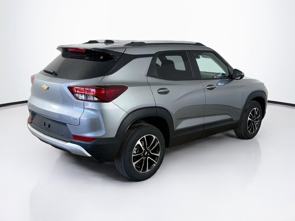 New 2026 Chevrolet TrailBlazer LT w/ LT Cold Weather Package AWD/4WD image 5
