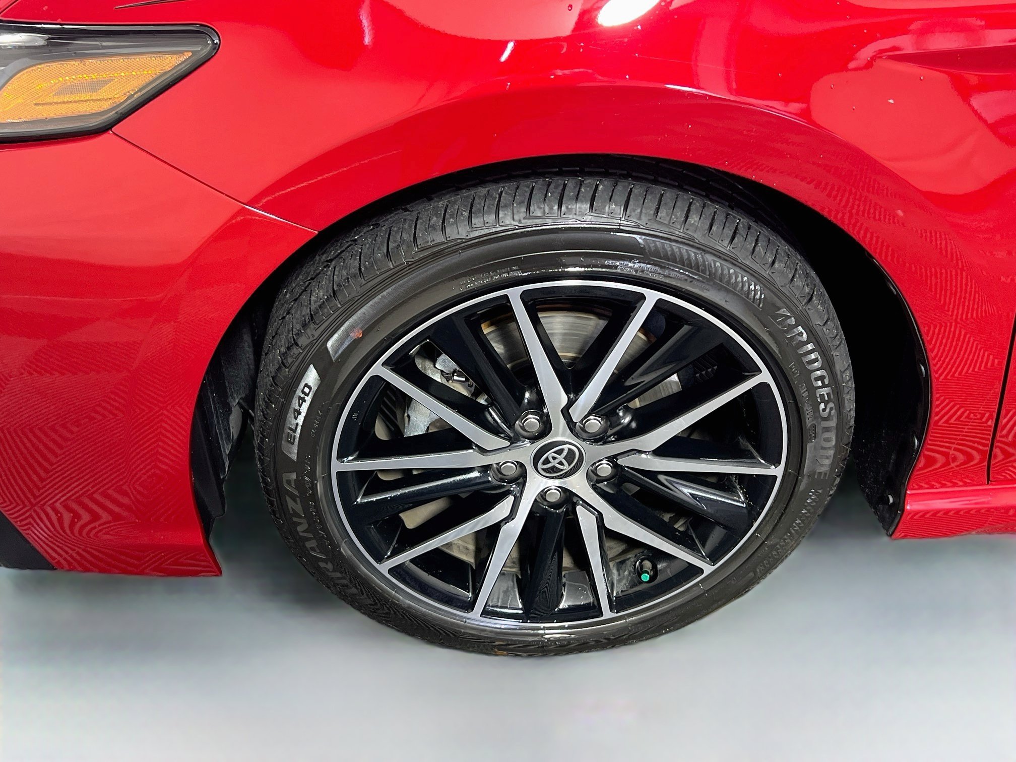 Used 2023 Toyota Camry SE FWD image 13