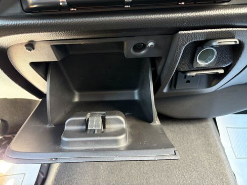 Used 2018 Chevrolet Silverado 1500 LT w/ All Star Edition AWD/4WD image 15