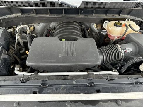 Used 2019 Chevrolet Silverado 1500 LTZ w/ LTZ Convenience Package image 26