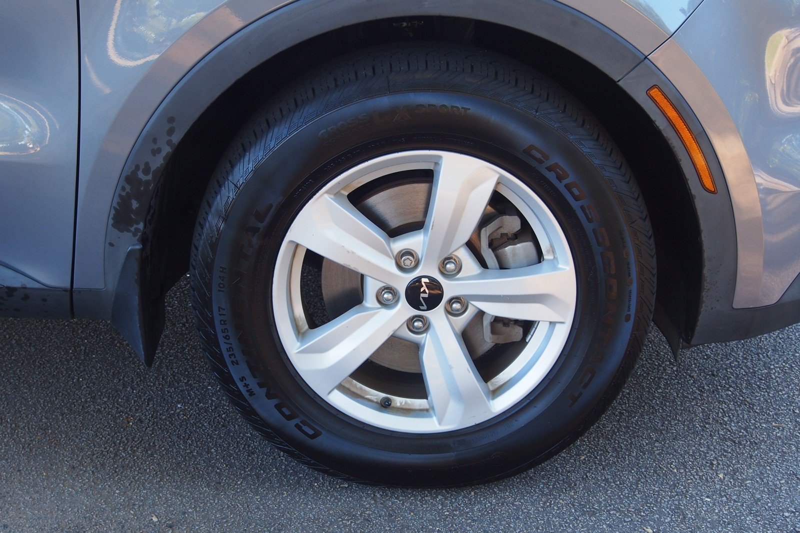 Used 2022 Kia Sorento LX FWD image 9