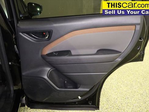 Used 2025 Subaru Forester Sport image 35