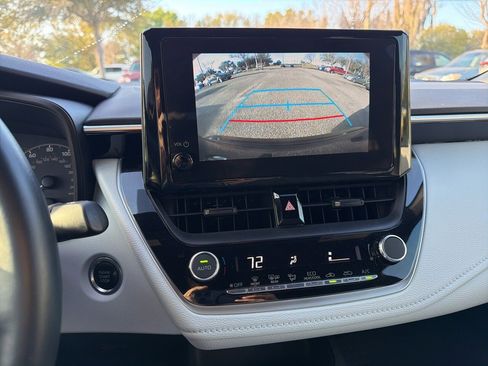 Used 2023 Toyota Corolla SE image 12