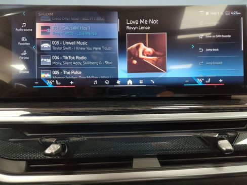 Used 2026 BMW X5 xDrive40i w/ M Sport Package image 18