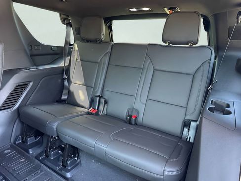 New 2026 GMC Yukon Denali w/ Sun & Power Step Package AWD/4WD image 14