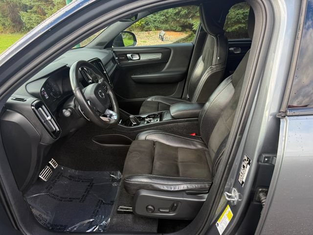 Used 2019 Volvo XC40 T5 R-Design AWD/4WD image 6