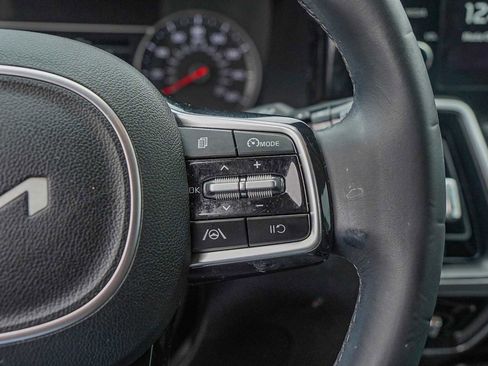 Certified 2023 Kia Sorento S image 14