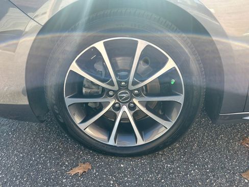 Used 2018 Acura TLX V6 w/ Technology Package image 9
