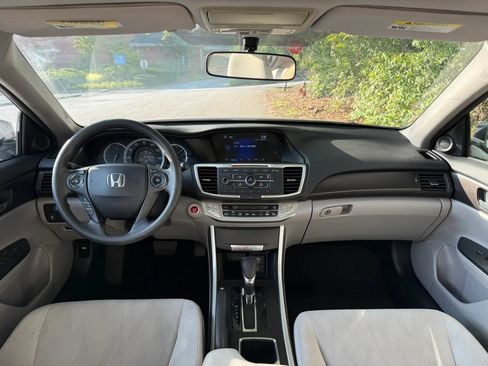 Used 2014 Honda Accord EX image 4