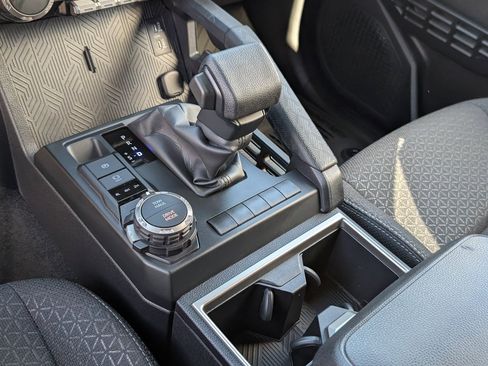 Used 2025 Toyota 4Runner SR5 image 16